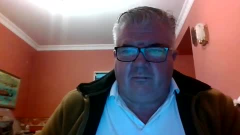 Snapshot of pete112991 chatting on December 28, 3:27 pm pete112991 online show from December 28, 3:27 pm