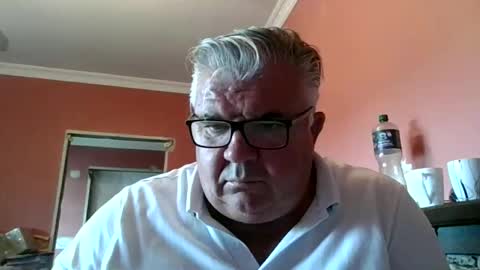 Snapshot of pete112991 chatting on September 19, 2:39 pm pete112991 online show from September 19, 2:39 pm