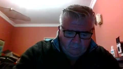 Snapshot of pete112991 chatting on October 22, 11:58 am pete112991 online show from October 22, 11:58 am
