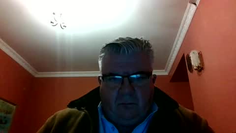 Snapshot of pete112991 chatting on February 17, 8:52 am pete112991 online show from February 17, 8:52 am