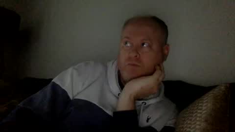 pete_crewe online show from December 17, 12:01 pm