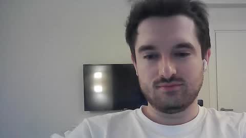 PhilipBorison online show from February 10, 6:40 am