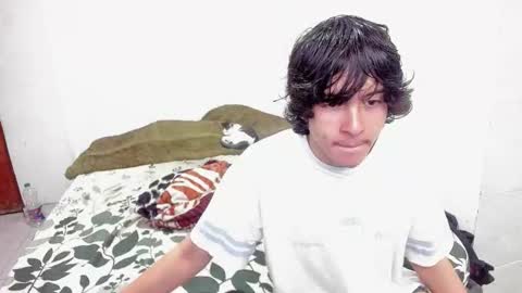 picaszomilos350 online show from November 28, 11:34 am