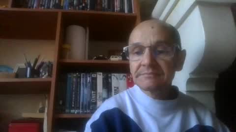 pichoun71 online show from December 20, 8:17 am