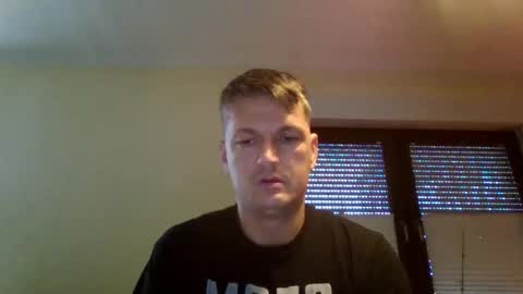 piercingsxxx online show from November 17, 10:29 am