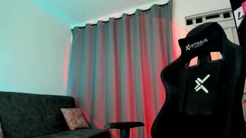 Pierre online show from September 29, 11:44 pm