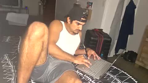 piggybottom299 online show from November 12, 5:24 am