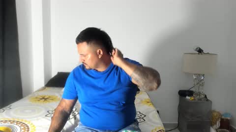 pikoro_gomez online show from December 16, 12:50 am