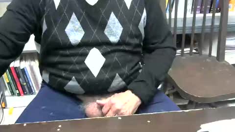 Snapshot of pinheiro86 chatting on October 22, 2:37 am pinheiro86 online show from October 22, 2:37 am