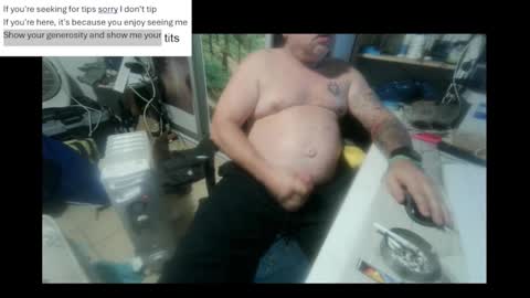 Snapshot of pini_z chatting on January 24, 11:48 am pini_z online show from January 24, 11:48 am