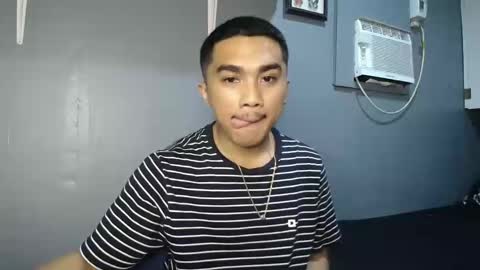 Adrianne online show from November 16, 8:38 am