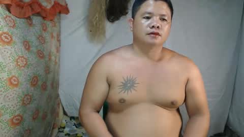 pinoyhotchubby85 online show from September 17, 12:50 pm