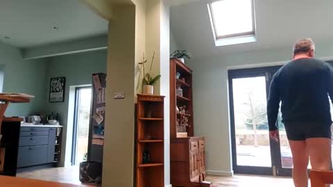 piphwyl online show from February 20, 2:57 pm