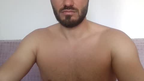 Snapshot of pl4y_b0y98 chatting on September 21, 12:27 pm Playboy4u online show from September 21, 12:27 pm