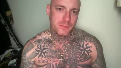 Snapshot of platinum_338 chatting on October 18, 8:03 pm platinum_338 online show from October 18, 8:03 pm