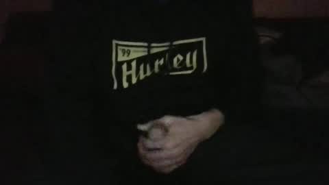 playinaroundwithmyself online show from December 1, 5:43 am