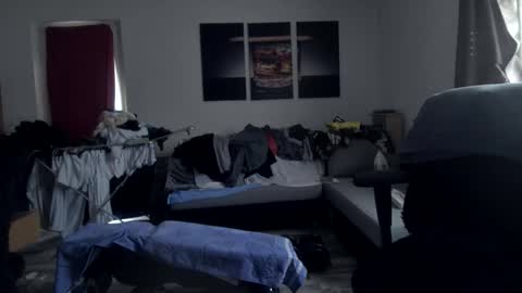 Hello ask me  . Im glad  to see you here in my room. Welcome PVT is open online show from November 8, 1:58 pm