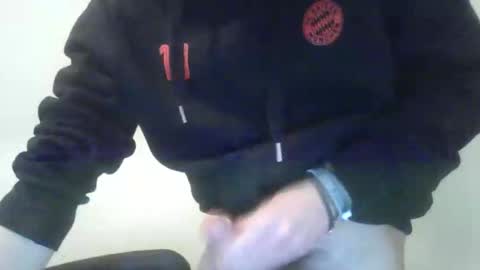 Snapshot of poizu1337 chatting on January 30, 3:44 am poizu1337 online show from January 30, 3:44 am