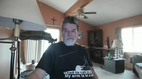 xoxo online show from November 23, 8:31 pm