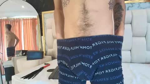 popopeye_ online show from September 14, 7:49 pm