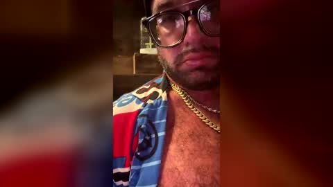 poundsquad305 online show from August 1, 3:27 am