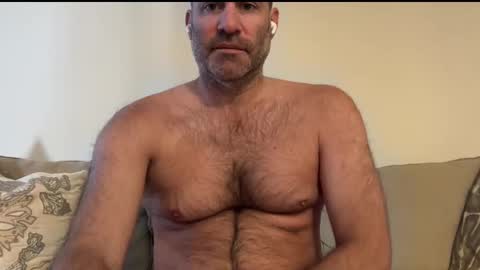 Snapshot of poundtownusa2016 chatting on October 1, 12:53 pm ConchilDog online show from October 1, 12:53 pm
