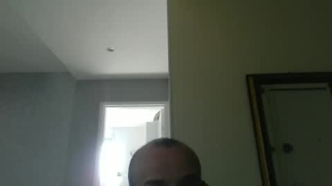 Snapshot of pourquoi_toi chatting on September 29, 9:41 am pourquoi_toi online show from September 29, 9:41 am