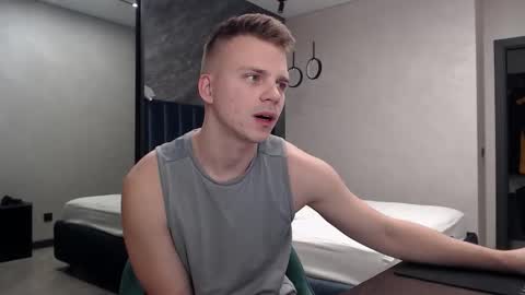 Justin online show from November 15, 4:20 pm