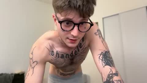 pretty boy online show from June 17, 7:43 am