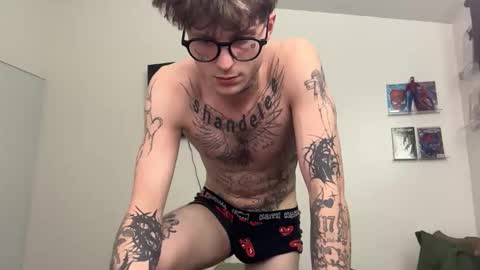 pretty boy online show from March 5, 4:20 am