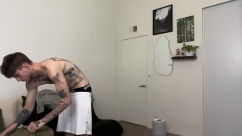 pretty boy online show from July 1, 4:57 am