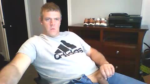 Snapshot of primetimeride chatting on September 25, 3:44 pm primetimeride online show from September 25, 3:44 pm
