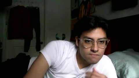 Alejandro online show from December 28, 10:02 pm