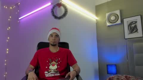 prince_arthur77 online show from December 15, 1:11 pm