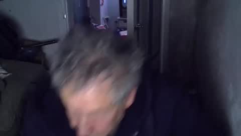 projectorepson online show from December 18, 9:33 pm