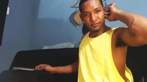 Grande y Gruesa online show from April 15, 7:19 am