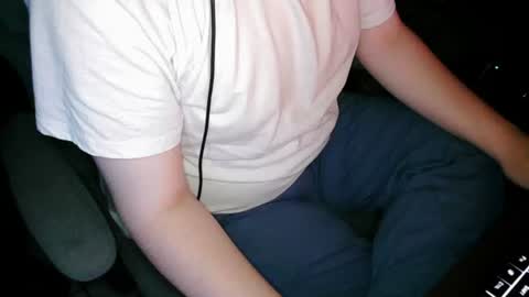 your mysterious man online show from July 3, 3:23 am