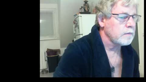 ptitrouquin online show from October 29, 7:06 pm