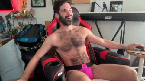 Pup Scritch online show from April 9, 3:40 pm