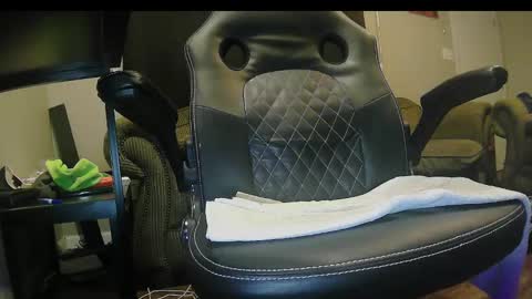 purpledragon7711 online show from December 14, 5:51 am