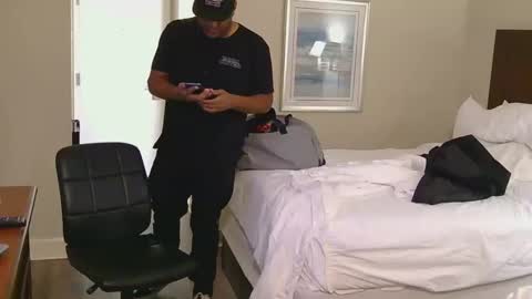 pwnst3rz online show from December 3, 10:59 am