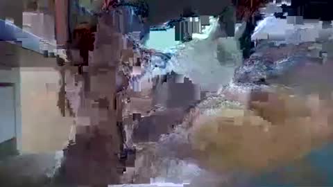 queutsch online show from November 25, 11:34 am