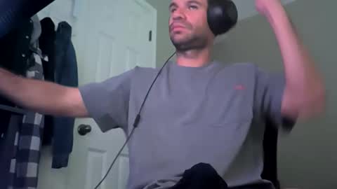 Bones online show from April 12, 11:55 am