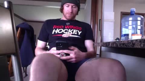 rabbi_poolnoodle online show from April 5, 8:27 pm