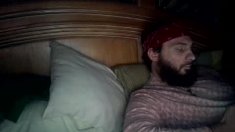 Snapshot of raidersman757 chatting on March 9, 6:28 am hitman online show from March 9, 6:28 am