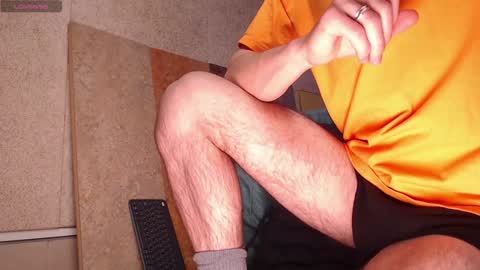 Snapshot of rainbow_farmer_james chatting on December 29, 11:18 am Rainbow James online show from December 29, 11:18 am