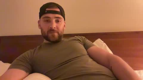randomdude5950 online show from May 6, 1:06 am