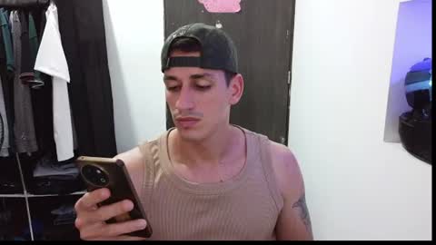 Raul online show from June 22, 2:06 am