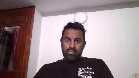 raul2k2 online show from November 11, 2:11 pm