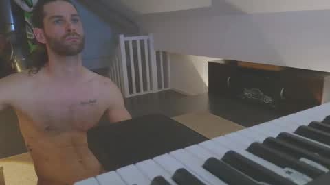 rawfrench online show from December 17, 5:19 pm